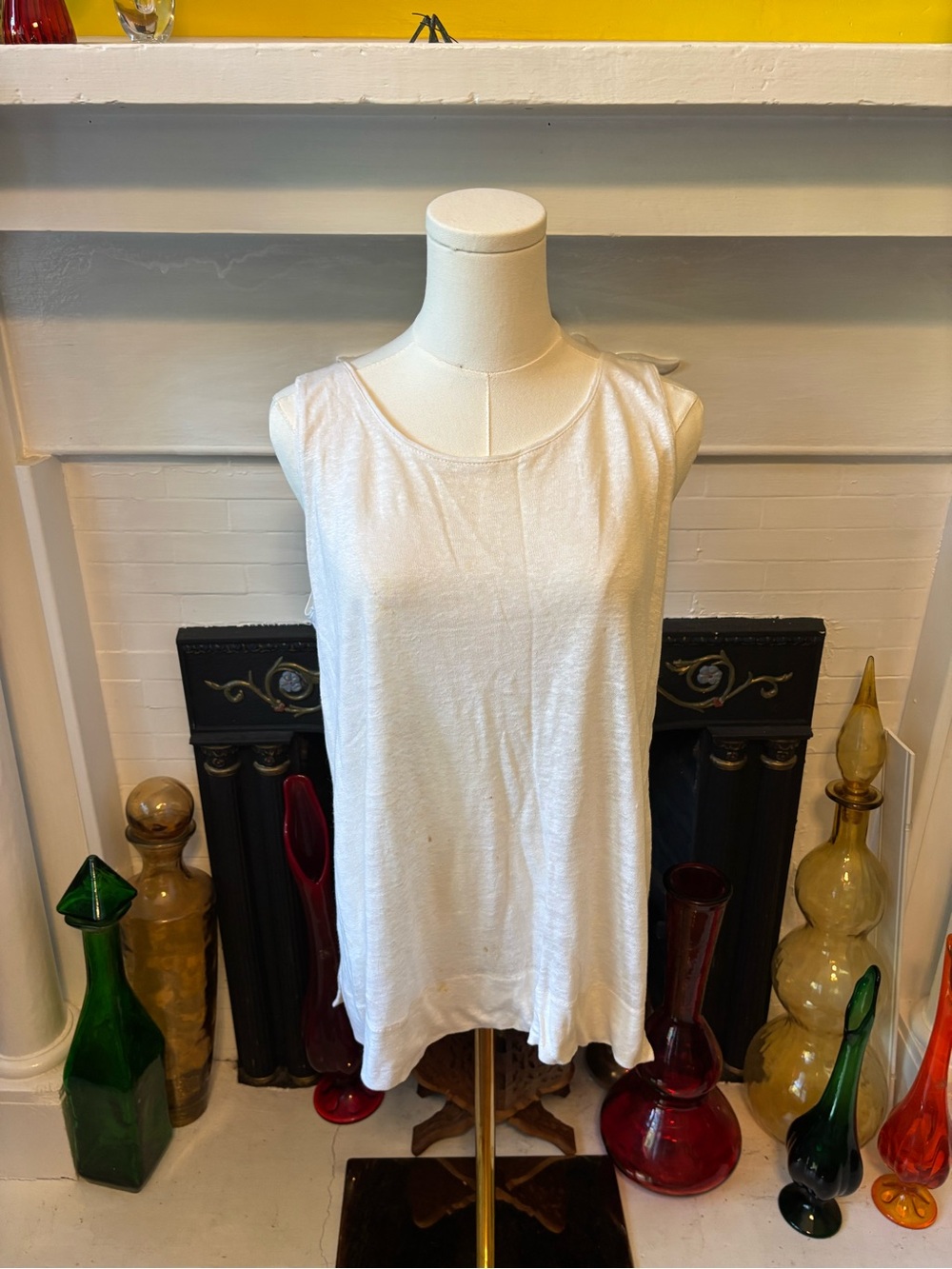 J. Jill White Sleeveless Scoop Neck Tank